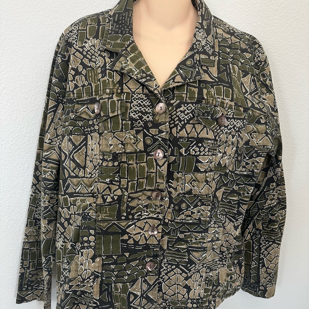Chico’s Jacket in Sz 3 EUC